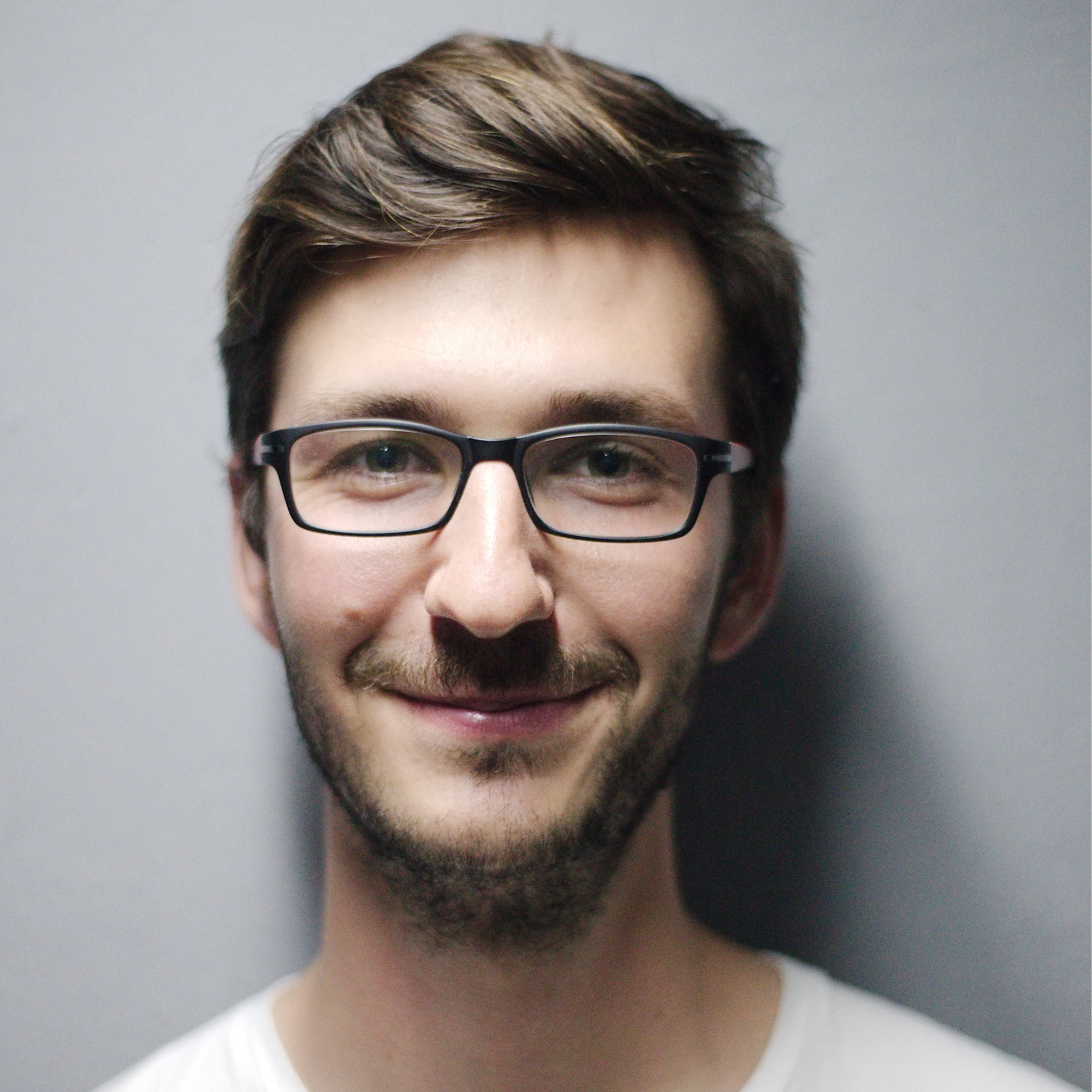 Daniel R